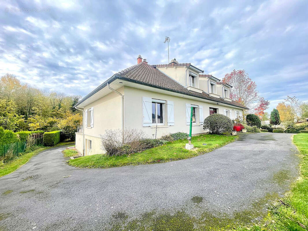 Maison à VAL-DE-VESLE