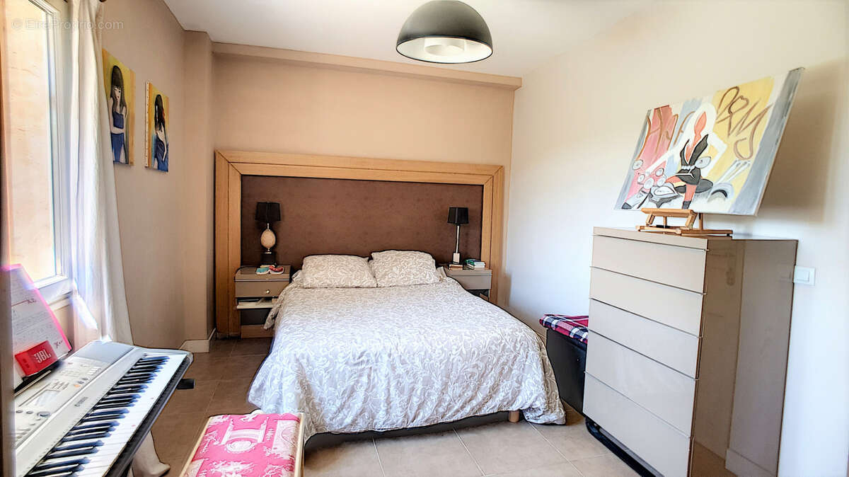 Maison à VILLEFRANCHE-D&#039;ALBIGEOIS