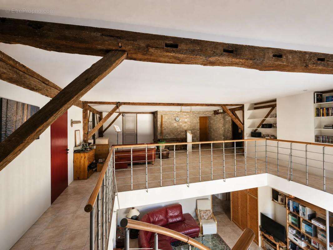 Maison de 10 pièces de 250 m² à Pardaillan - photo 14