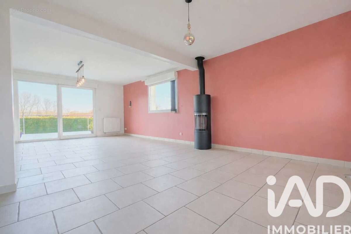 Photo 2 - Maison à TOURNEHEM-SUR-LA-HEM