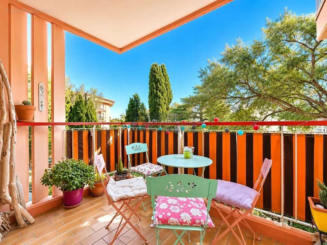 Appartement à FREJUS
