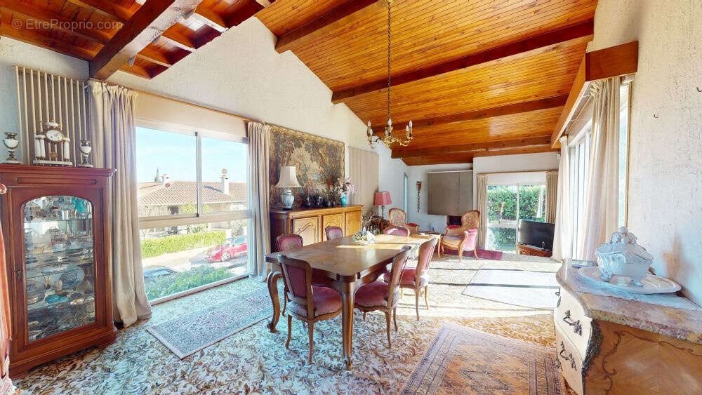 Maison à CASTANET-TOLOSAN