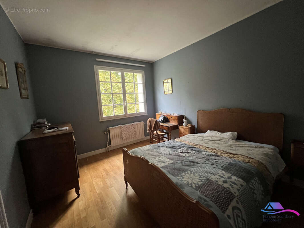 chambre 1 - Maison à CULAN