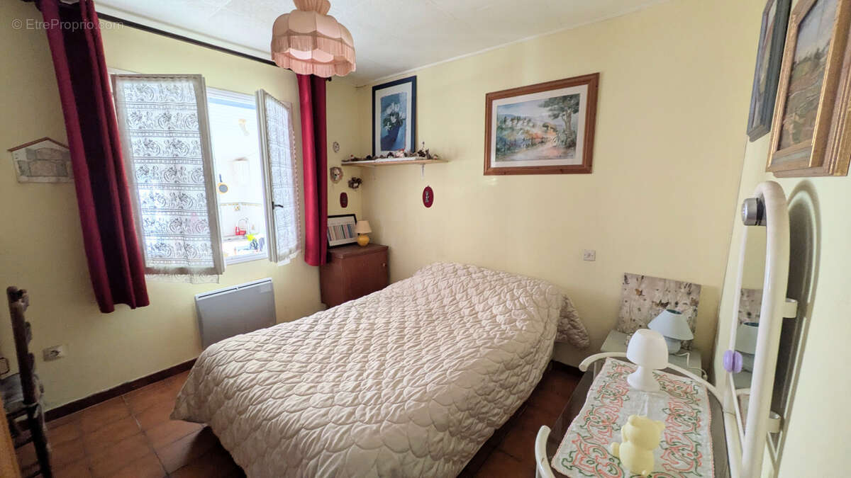 Autre à LAROQUE-DES-ALBERES