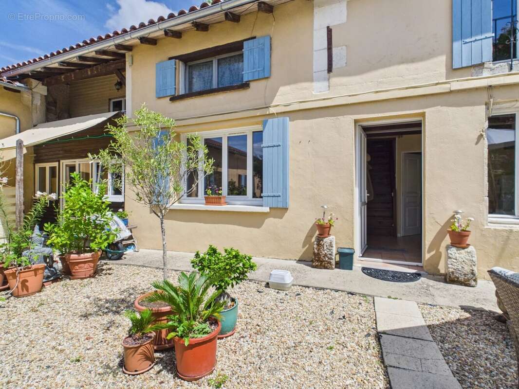 Maison à RIBERAC