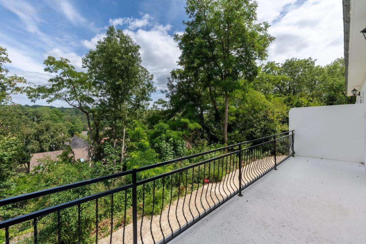 Maison de 10 pièces de 248 m² à Pontoise - photo 12