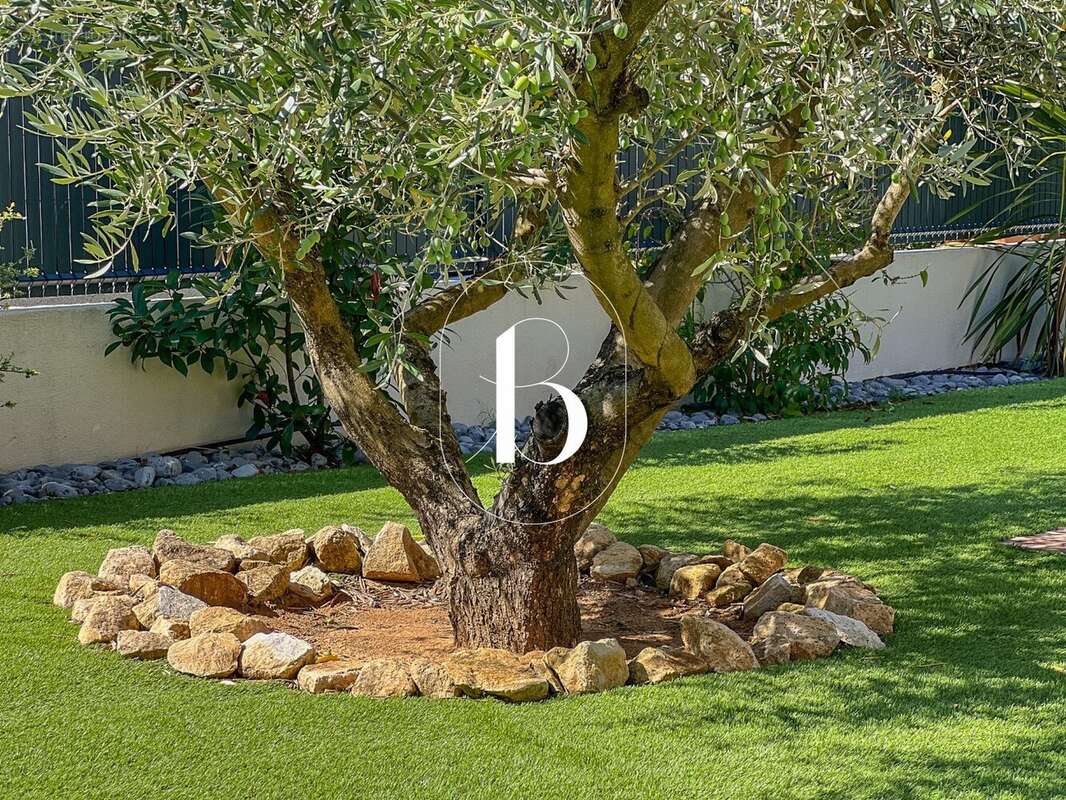 Maison à GOUDARGUES