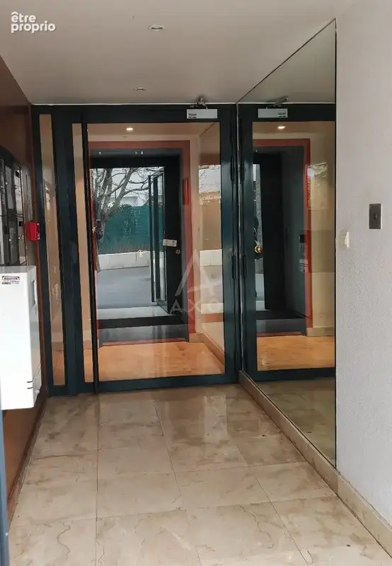 Appartement F5 au 1er étage 4 chambres 2 parkings - photo 13