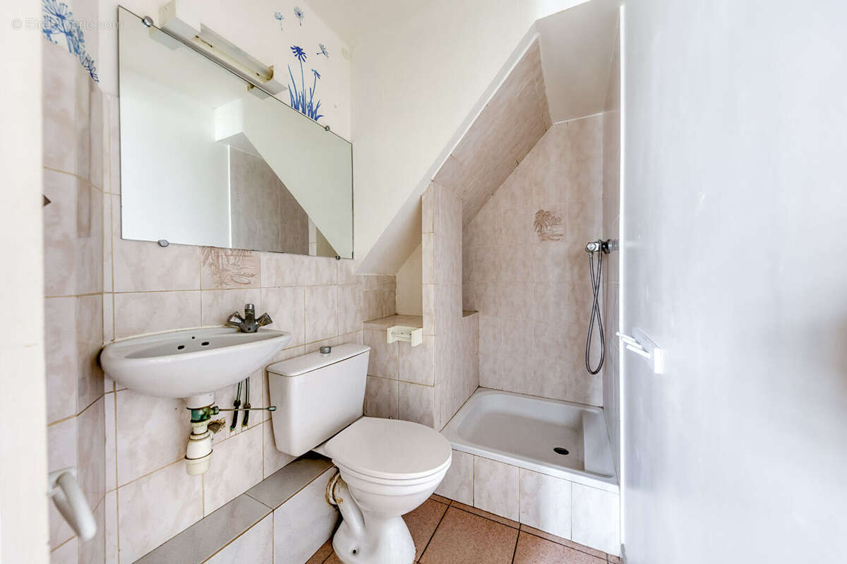 Maison à OZOIR-LA-FERRIERE