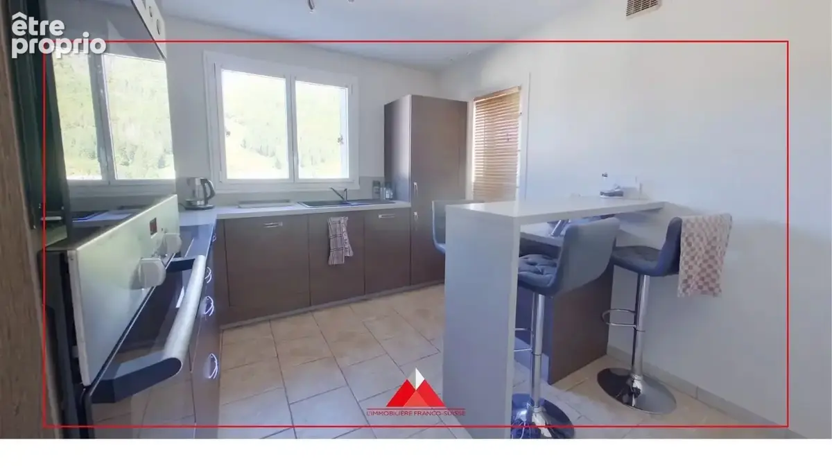 Appartement avec extérieur et garage - photo 2