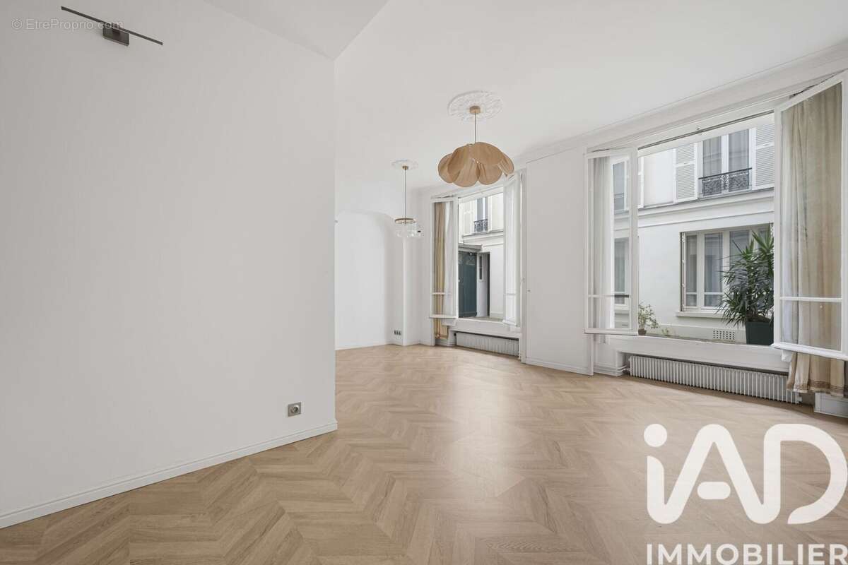 Photo 4 - Appartement à PARIS-7E