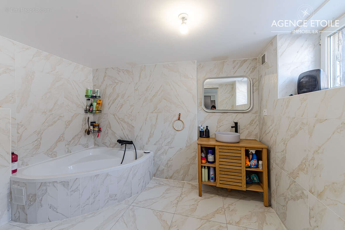 Maison à MARSEILLE-13E