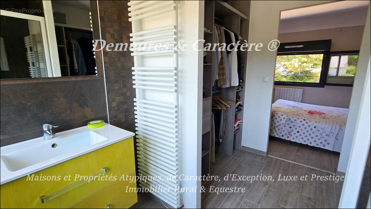 Maison avec piscine et dépendances - photo 20