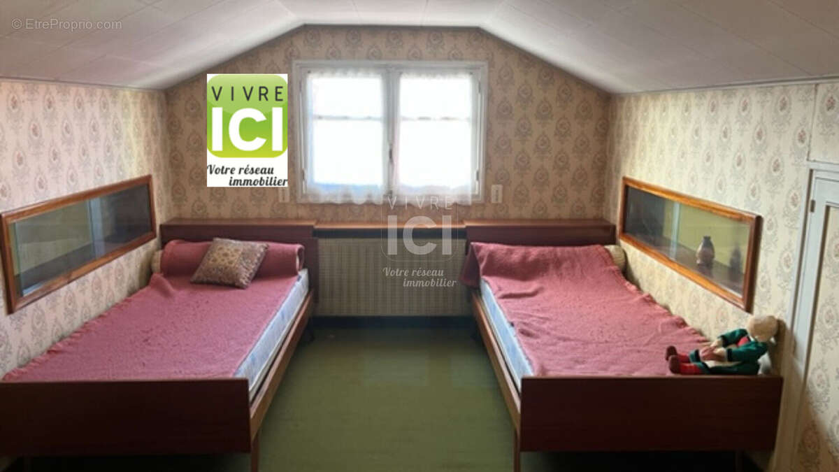 Maison à LA CHAPELLE-BASSE-MER