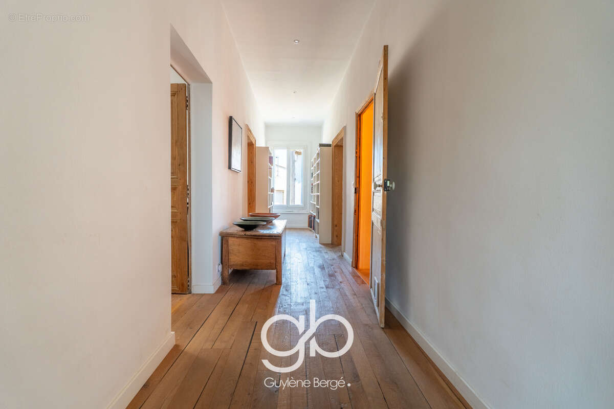 Lansargues Maison 4 chambres 234 M2 avec jardin - photo 10
