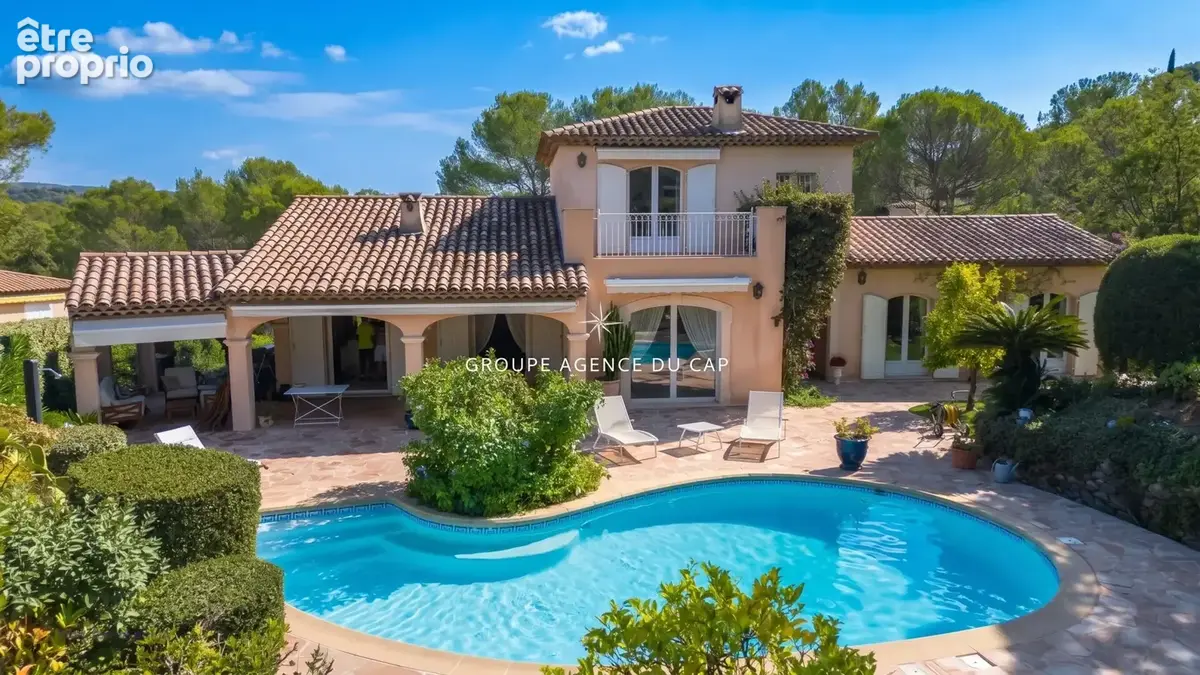 Photo Maison à Saint-Raphael au prix de 1 290 000€