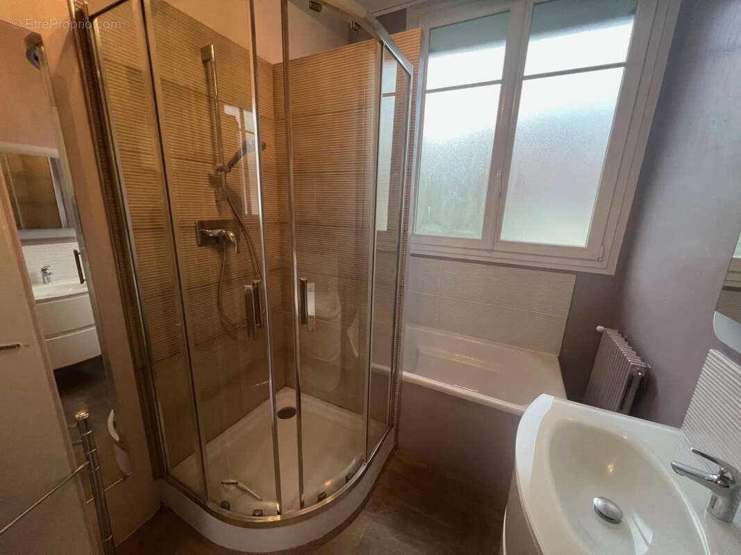 Appartement 110 m² à Lisieux  - photo 9
