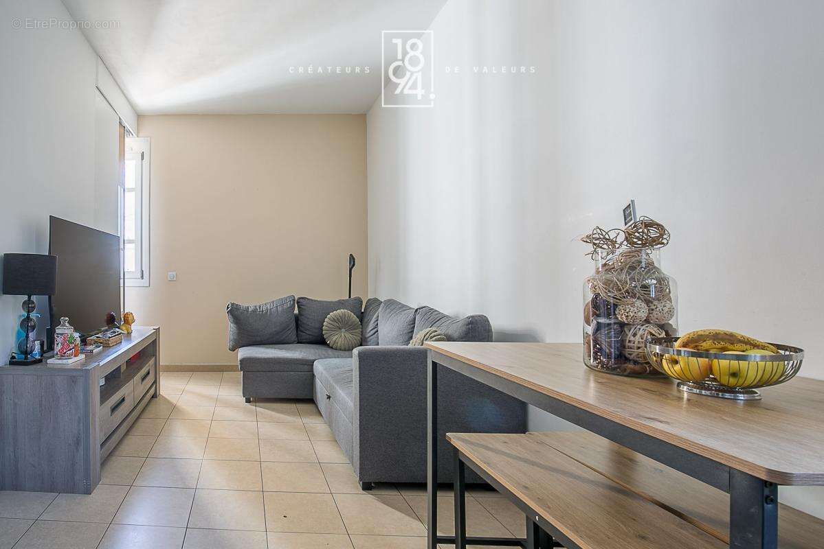 Appartement À Vendre - photo 2