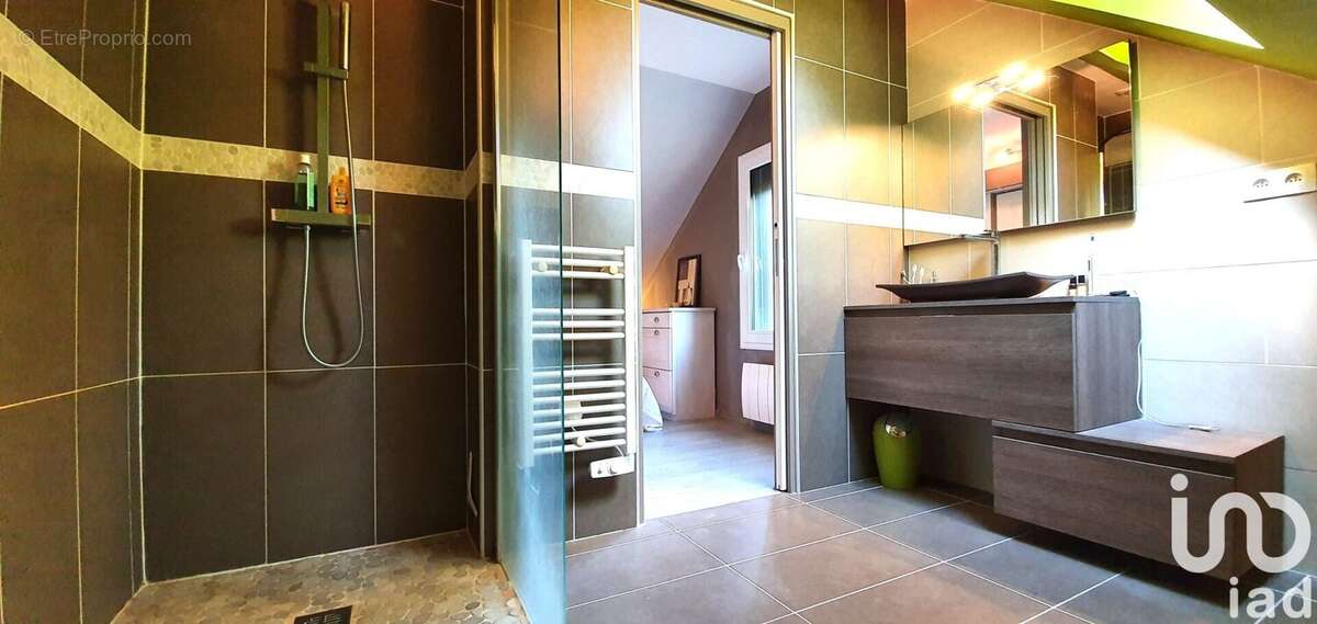 Photo 6 - Maison à SAINT-SOLVE