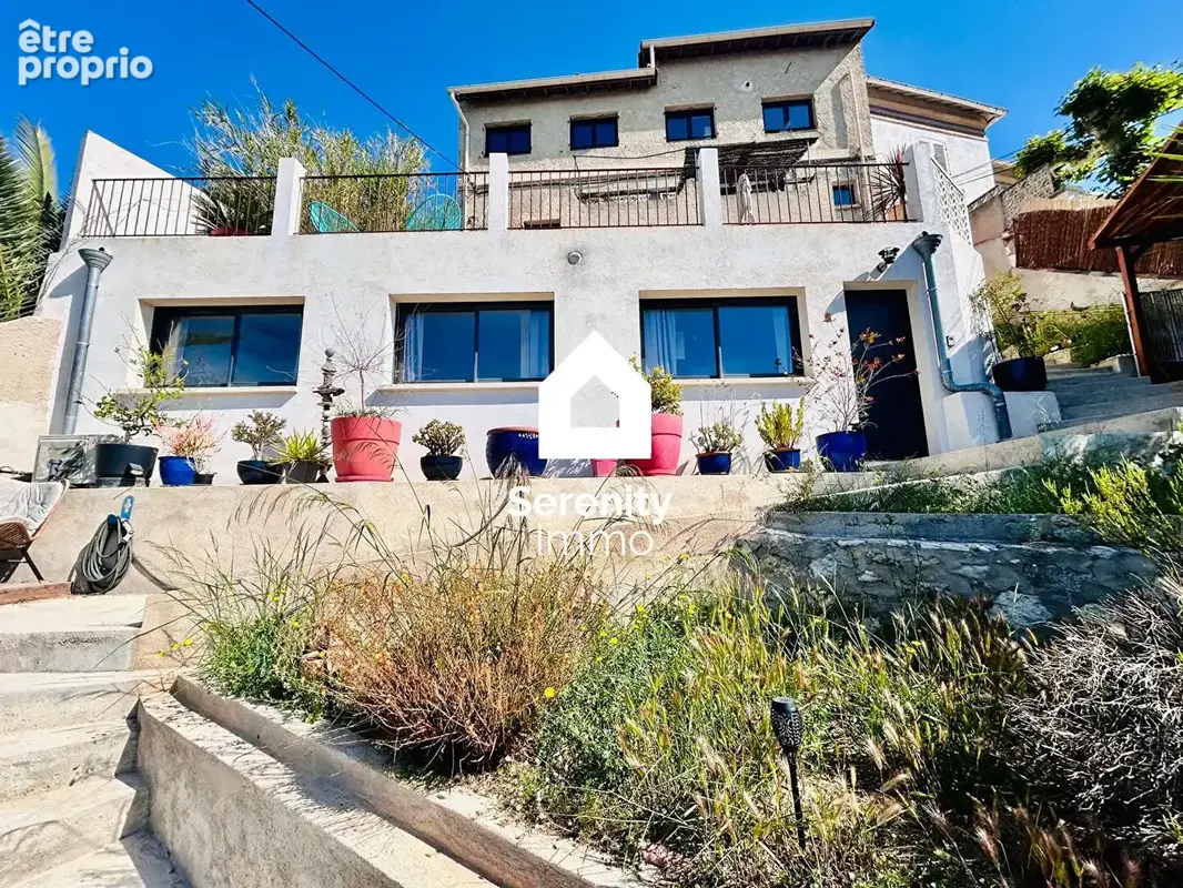 L'Estaque (13016) Maison atypique avec 4 Logements Indépendants et Panorama Exceptionnel - photo 2