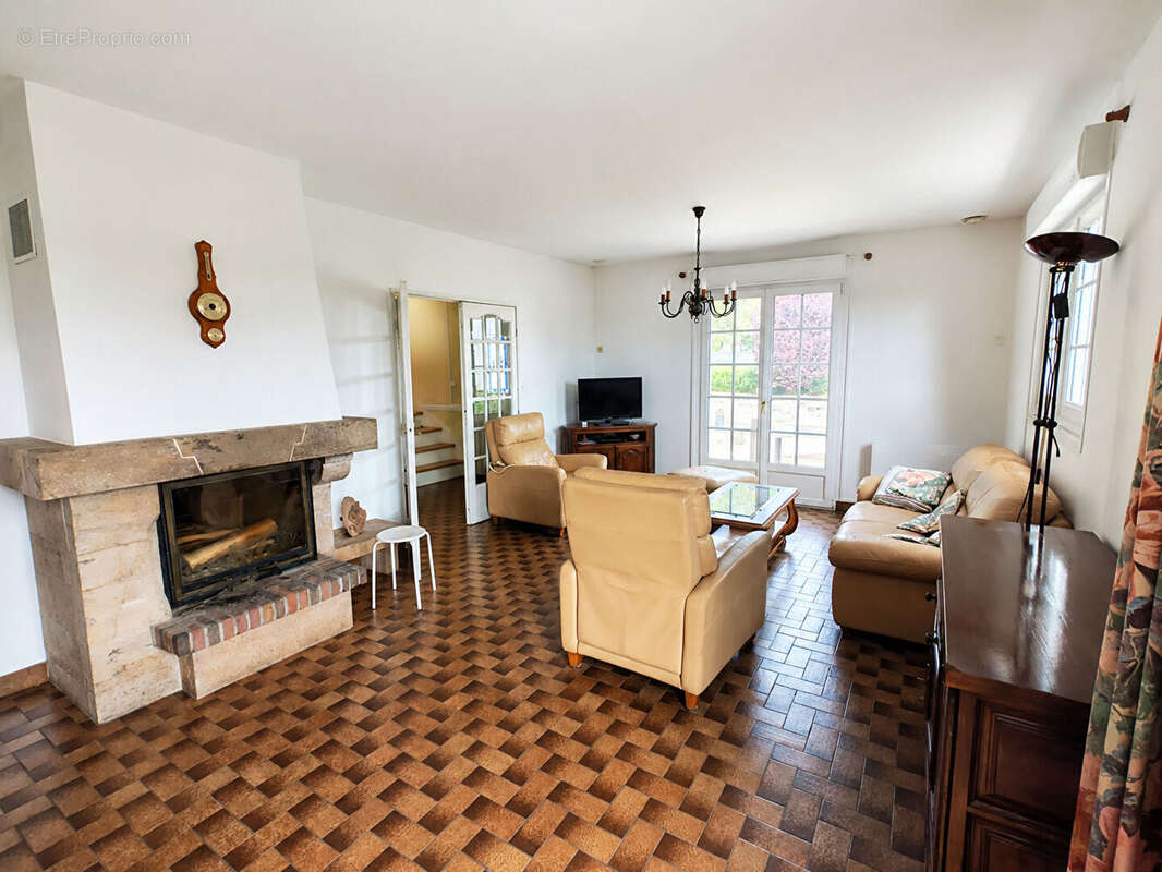 Pavillon familial 136 m² 4 chambres Sous-sol complet - photo 5