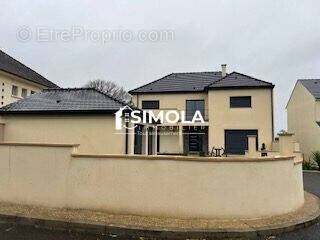 pascal ?06 85 53 02 15 - Maison à SAINT-FIACRE