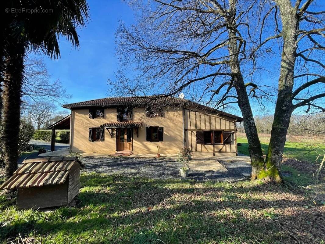 Maison à LANNE-SOUBIRAN