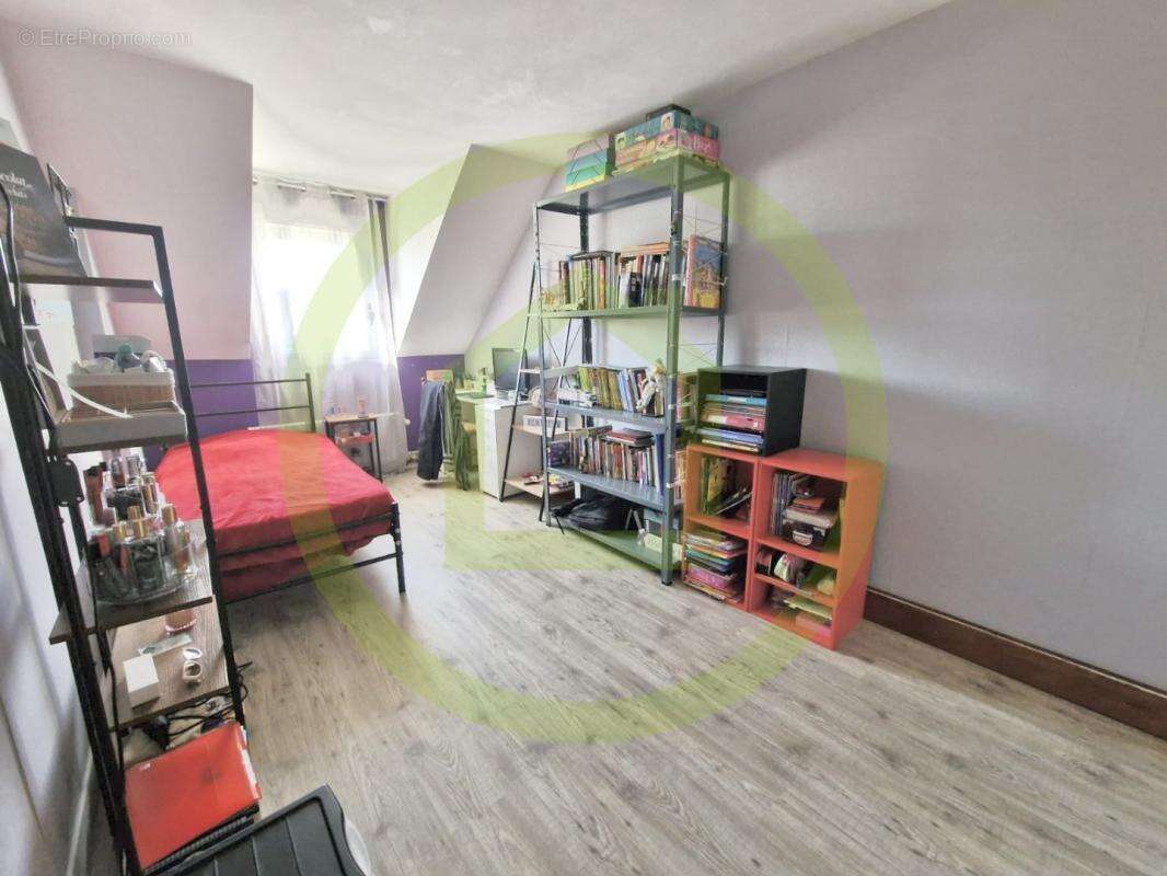 Maison à PONTAULT-COMBAULT