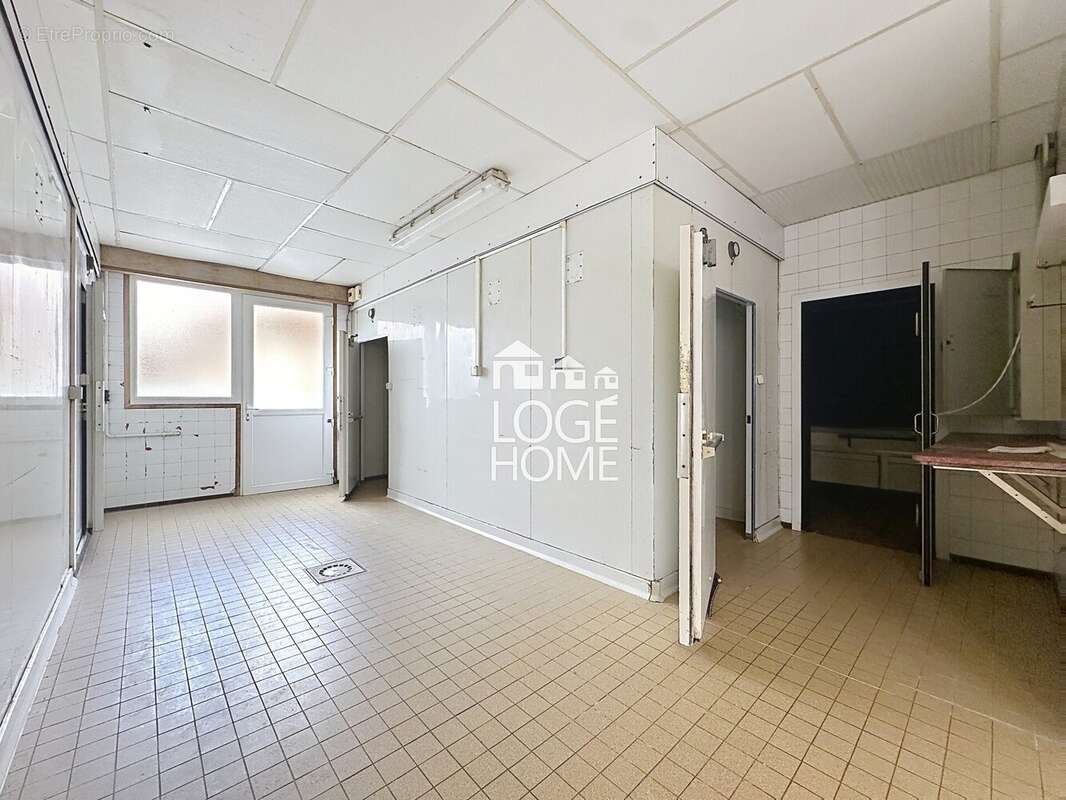Commerce 220 m² à Loos-En-Gohelle  - photo 6