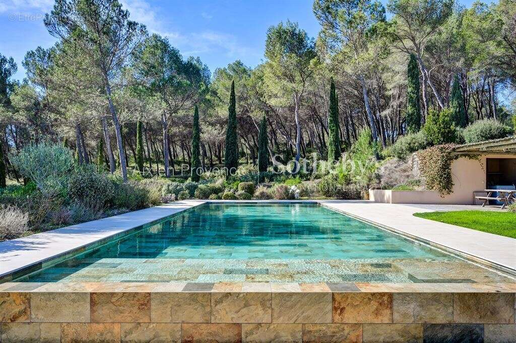 Un site unique avec vue omniprésente sur la Sainte-Victoire - photo 9