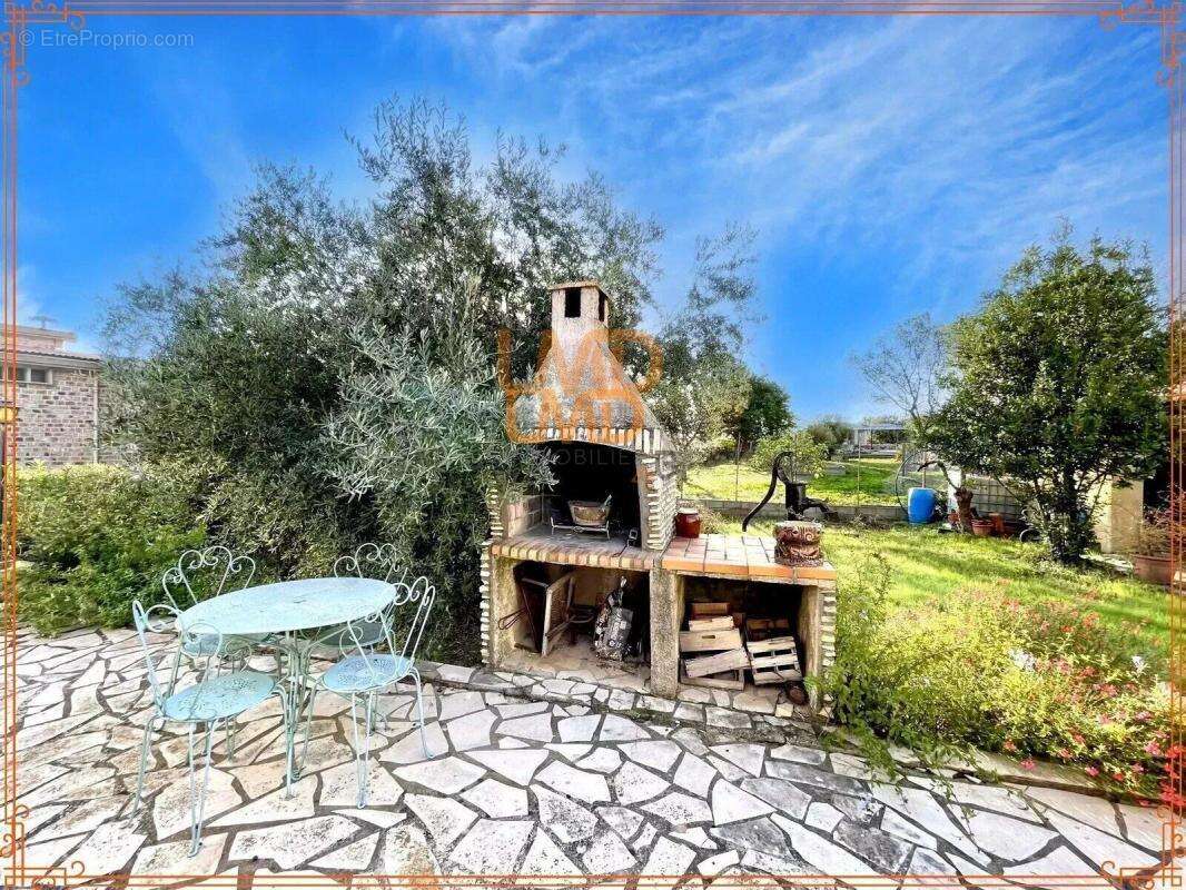 Maison à CAUSSES-ET-VEYRAN