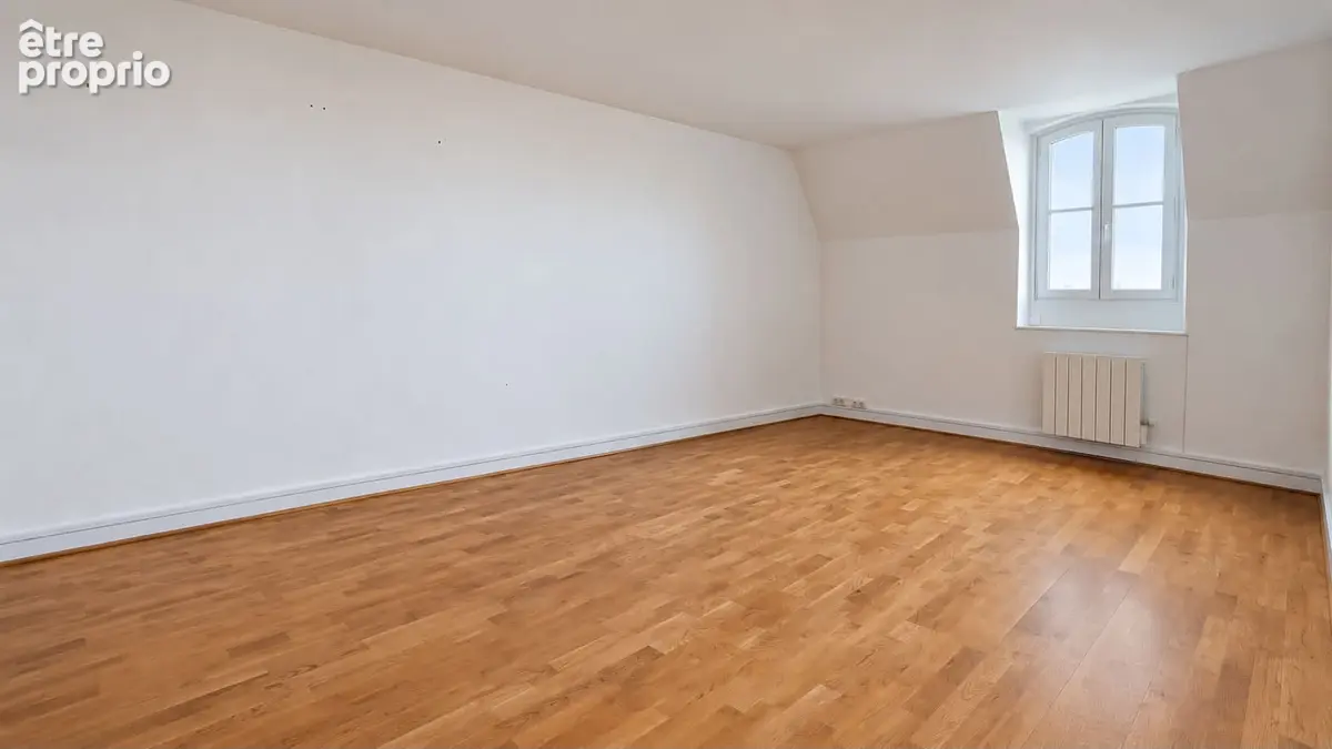Appartement F4 vue collégiale de Mantes la jolie 112m2 - photo 8
