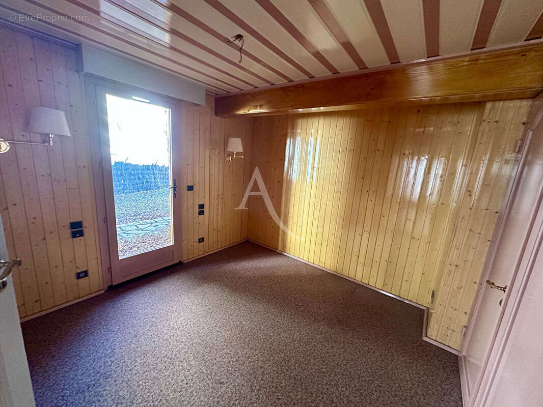 BOLQUÈRE, Chalet de caractère de 274 m² avec 5 appartements indépendants , Idéal investissement ou projet familial - photo 11