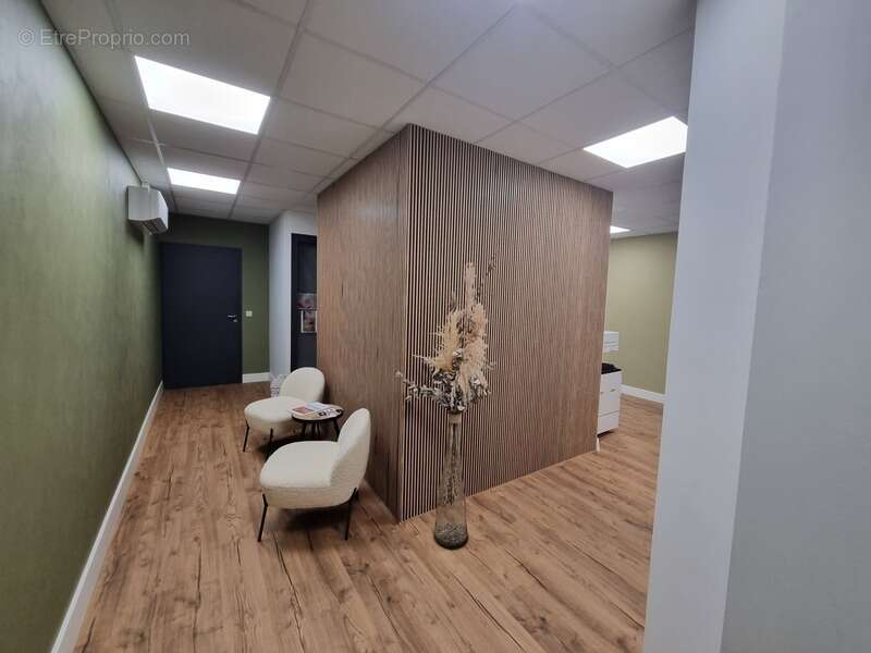 Commerce à SAINT-HILAIRE-DE-RIEZ