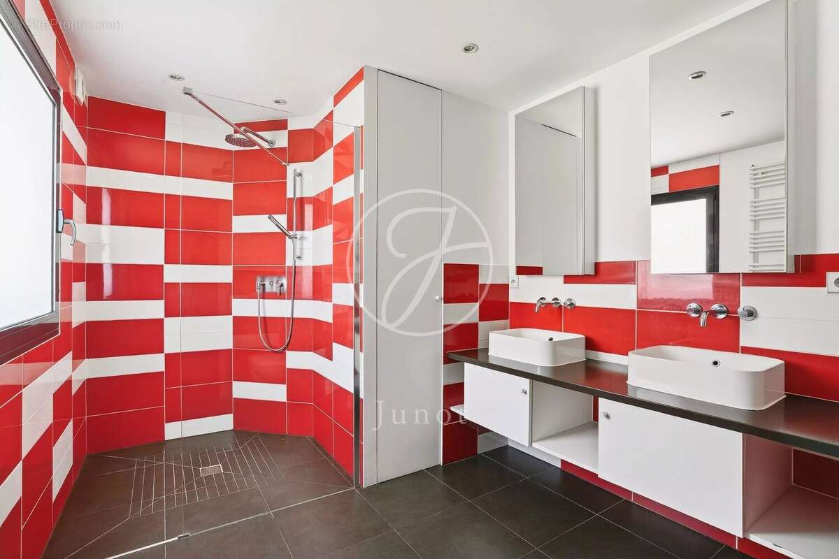 Maison à LE VESINET