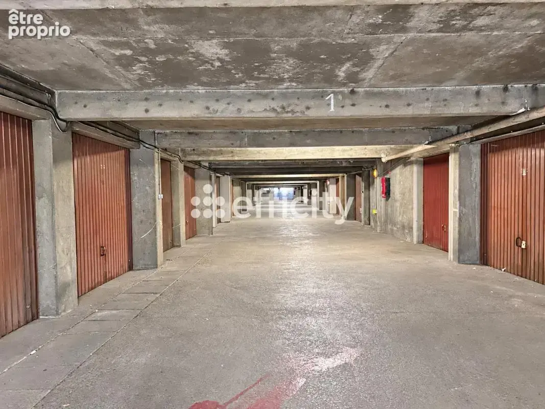 Parking à vendre à Villeurbanne (69100) - photo 2