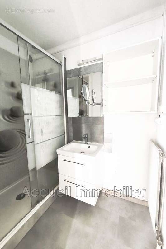 Appartement 55 m² à Le Grau-Du-Roi  - photo 4