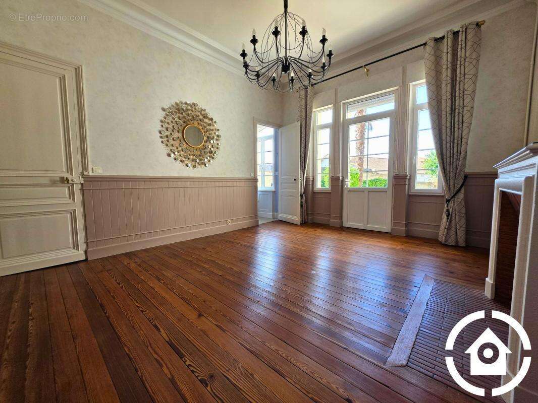 Maison de Caractère avec Vue Panoramique - avec jardin et garag - photo 11