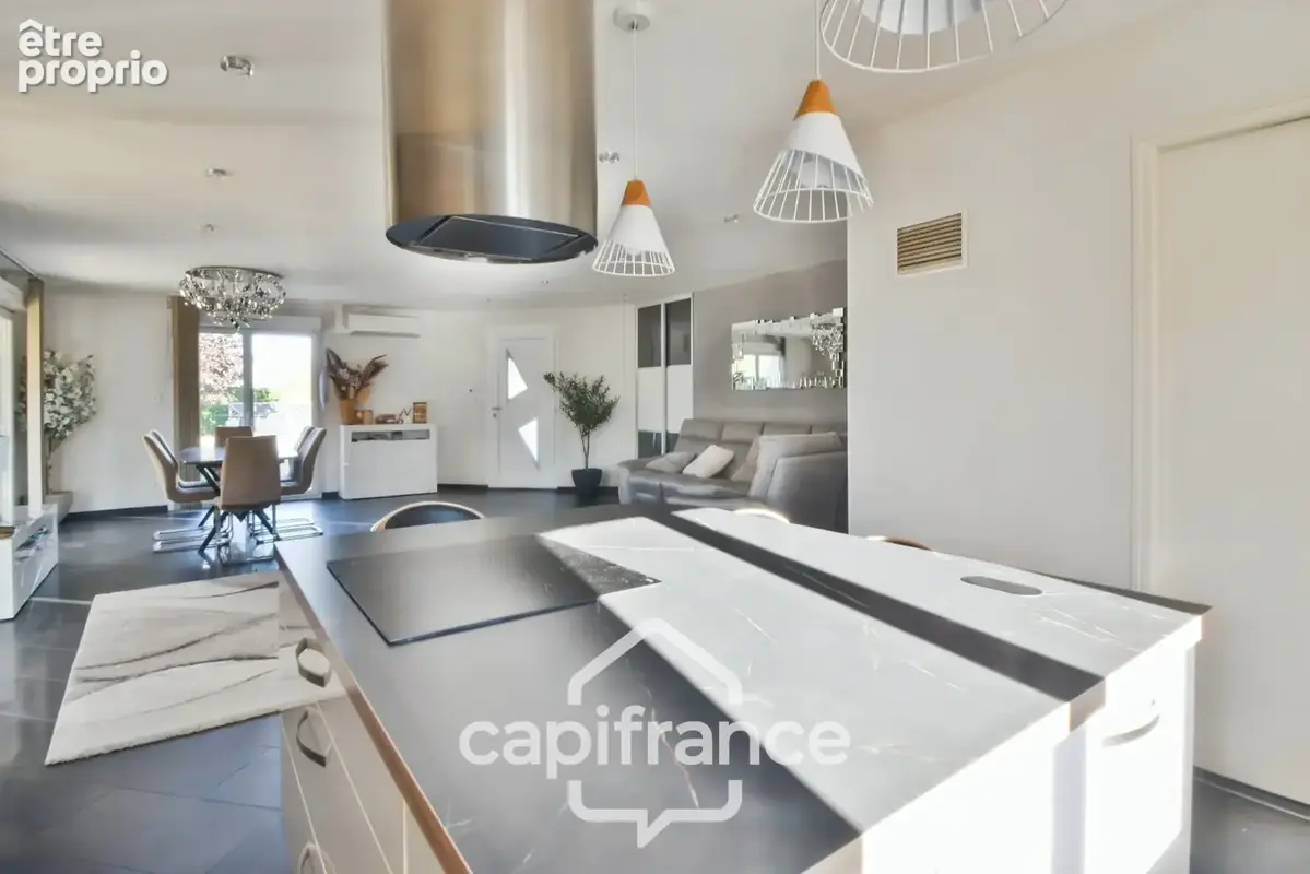 Maison de plain-pied 3 chambres, garage et terrain au calme proche LOUHANS (71) - photo 7