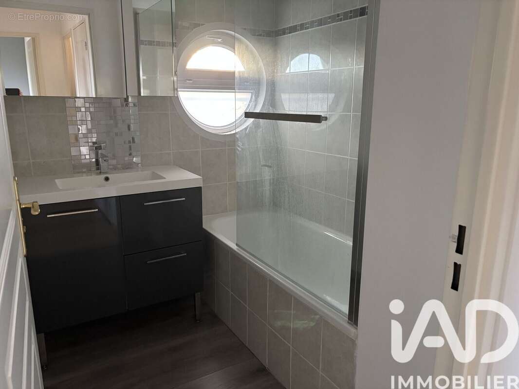 Appartement 79 m² à Saint-Vallier  - photo 9