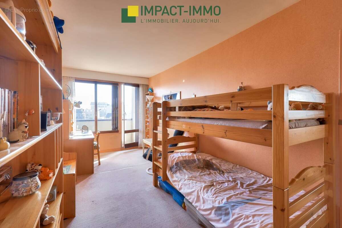 Appartement à BOIS-COLOMBES
