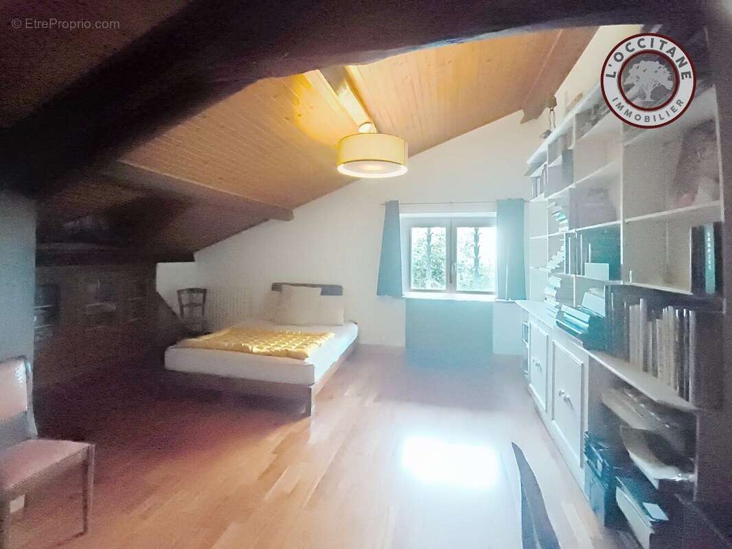 Maison à MAUVEZIN