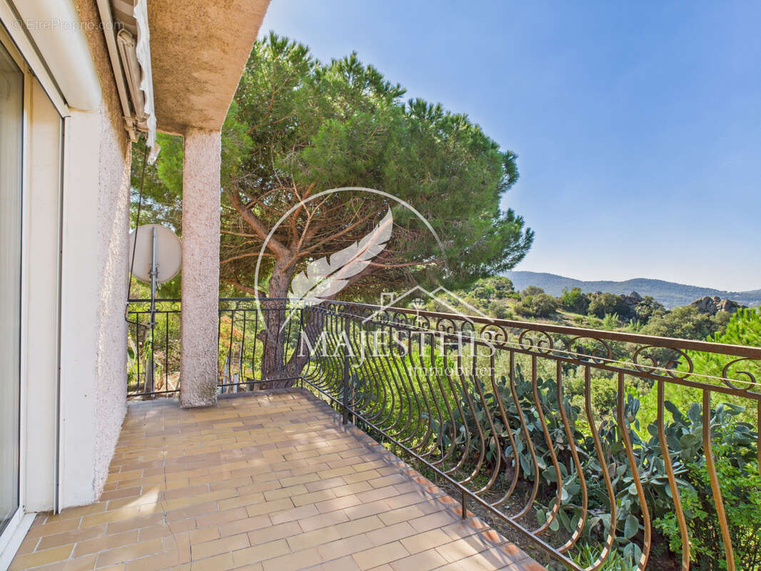Maison à HYERES