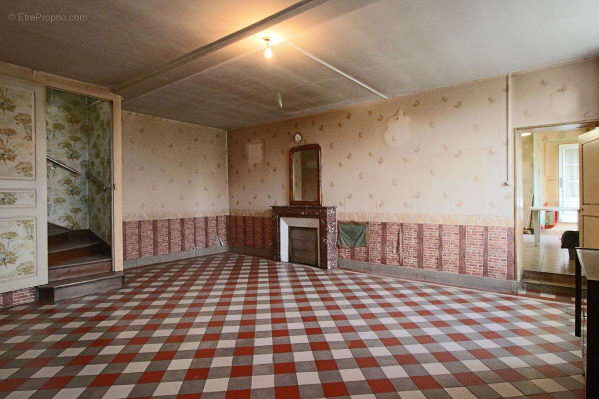 Maison à PIERREFONDS