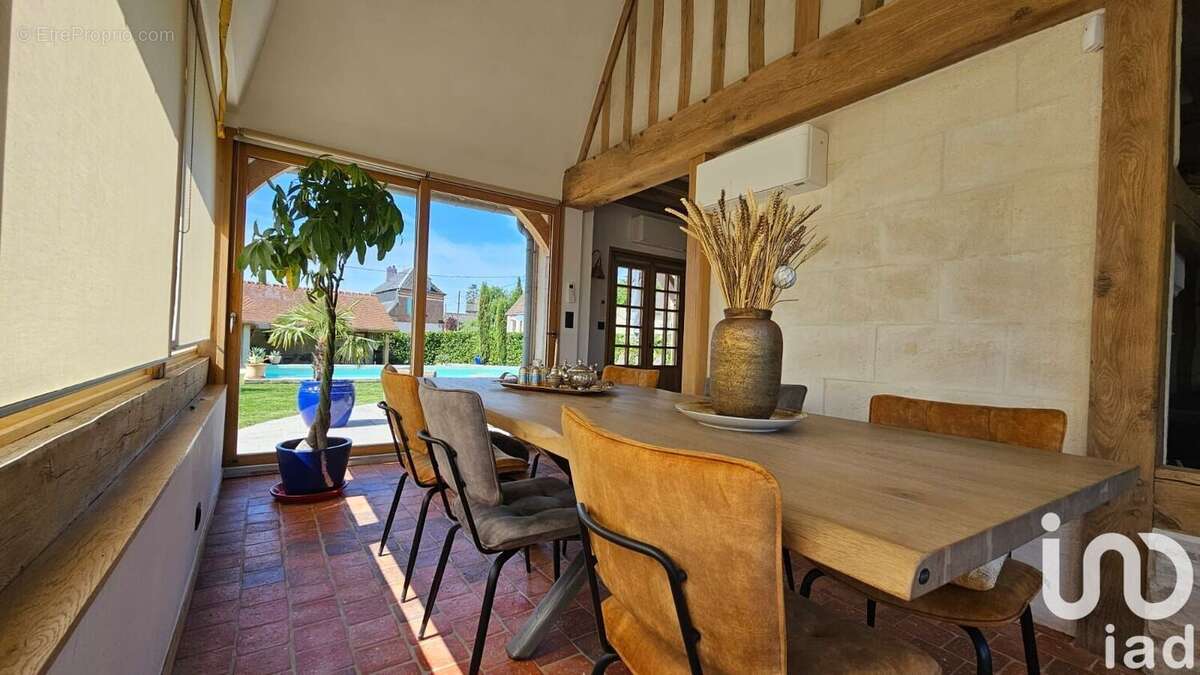 Maison 262 m² à Le Vaumain  - photo 6