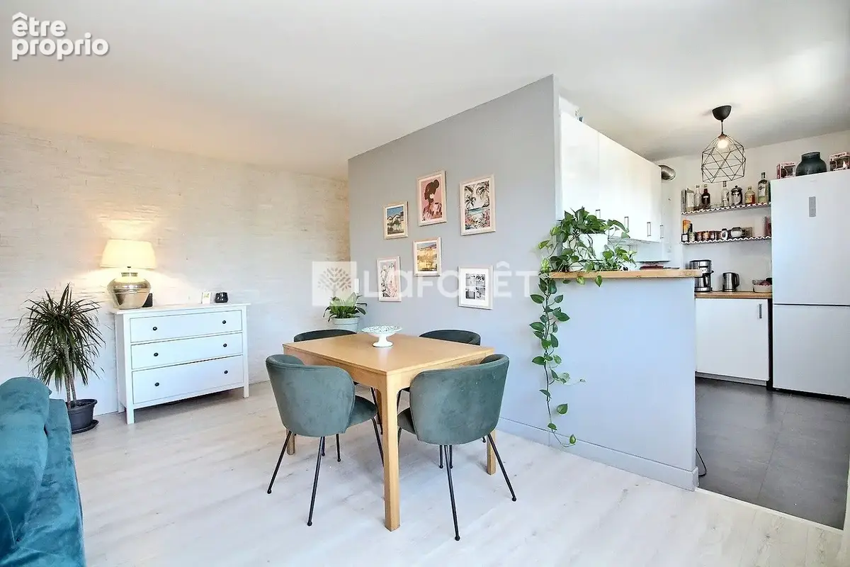 Appartement à NANTERRE