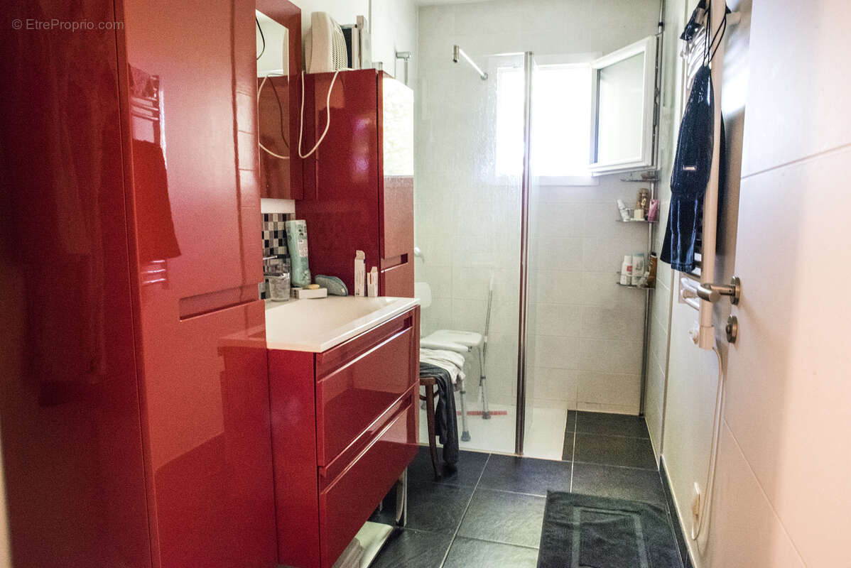 Maison de plain-pied ossature bois RT 2012   123,27 m2 sur 10,02 ares dans un environnement paisible - photo 14