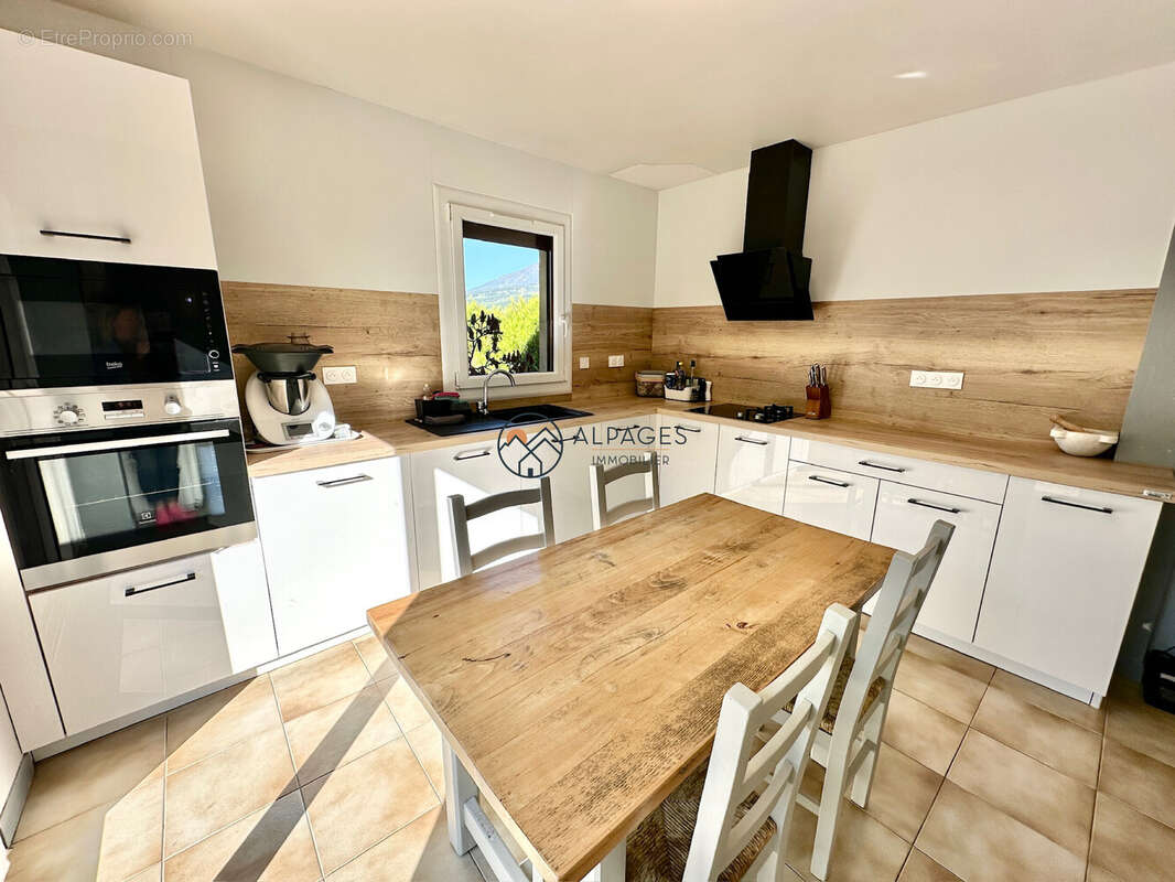 Maison à SAINT-ANDRE-D&#039;EMBRUN