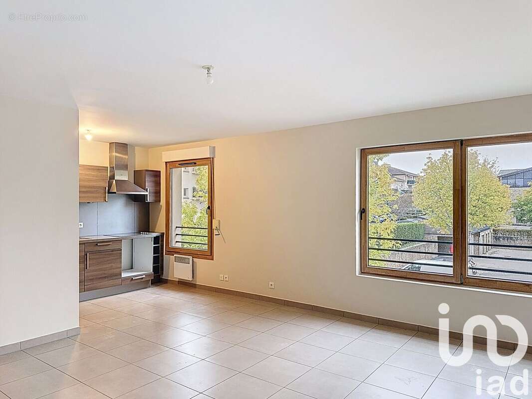 Photo 2 - Appartement à MAGNY-LE-HONGRE