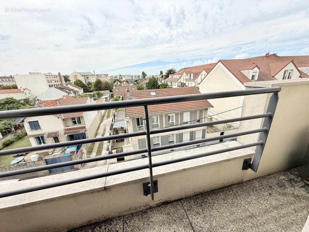 Appartement à LIMEIL-BREVANNES